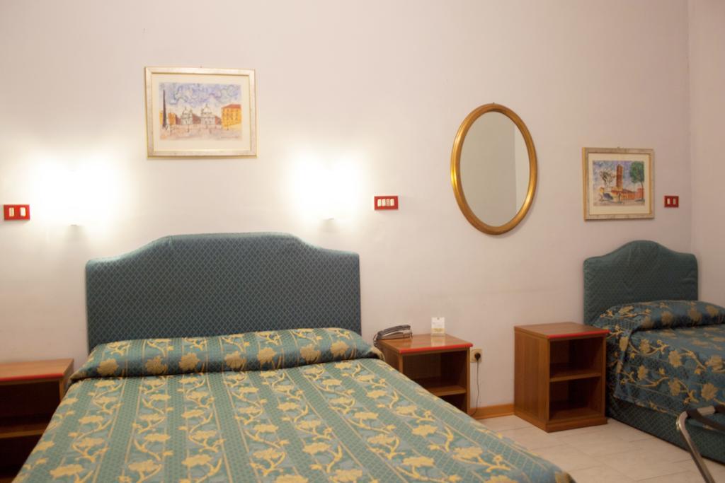 Hotel Giada Рим Стая снимка