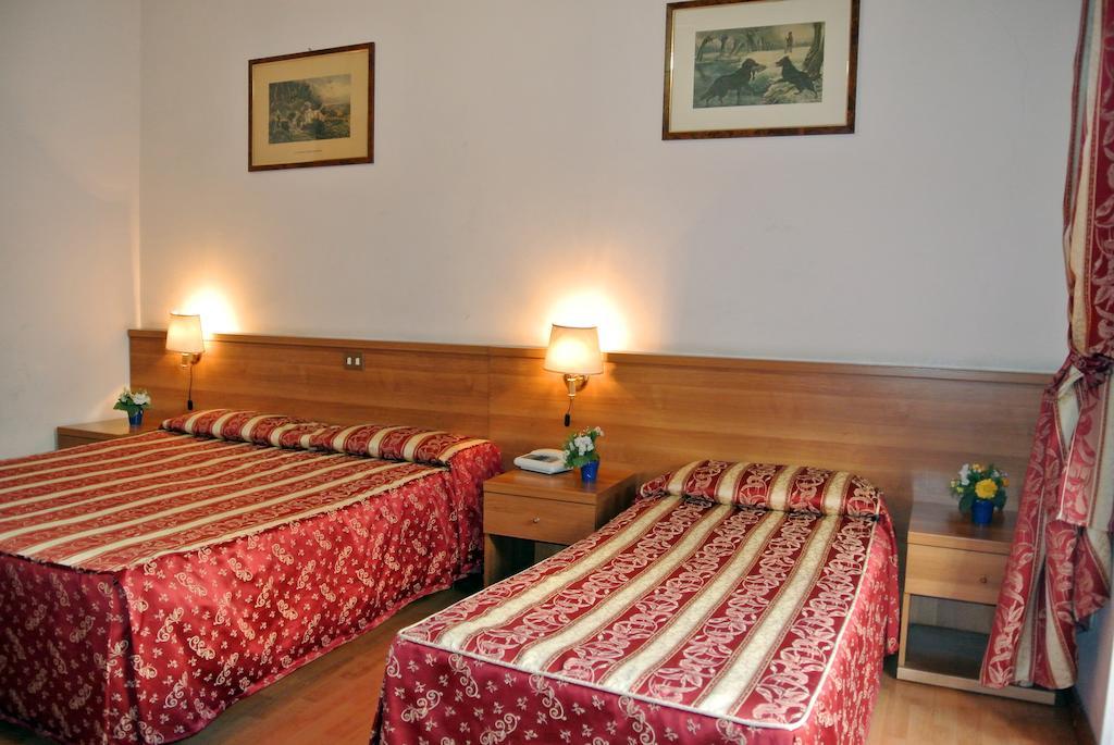 Hotel Giada Рим Стая снимка